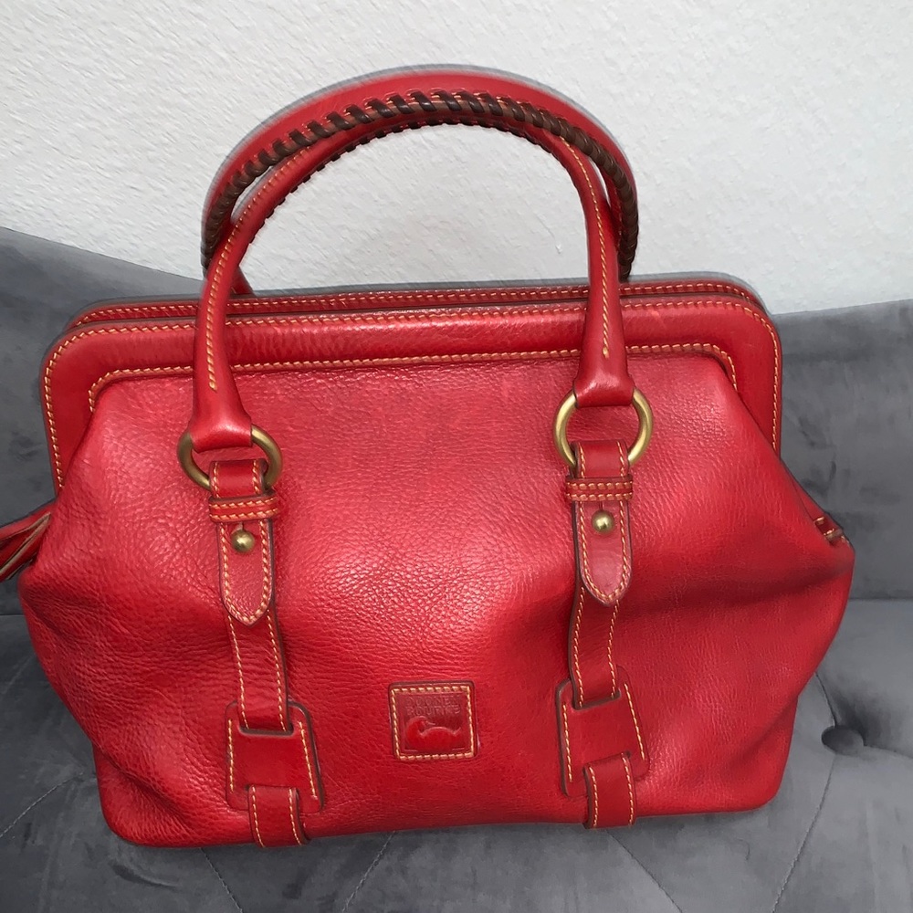 AUTHENTIC LEATHER DOONEY & BOURKE HANDBAG